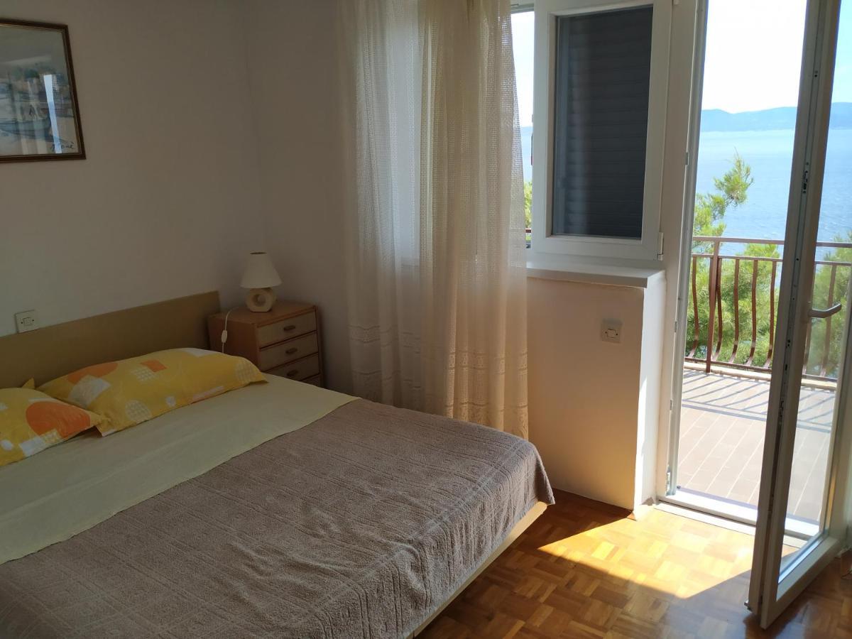 Apartments Pino Brela Ngoại thất bức ảnh