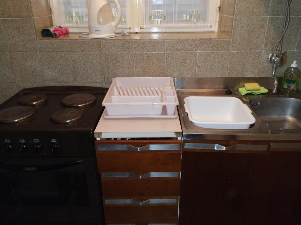 Apartments Pino Brela Ngoại thất bức ảnh